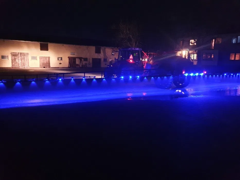 Amazone sprayer with Voltrinex LED kit